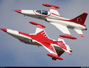 Κι όμως είναι πραγματικότητα: Το ΑΠΕ διαφημίζει την... τουρκική Αεροπορία (φωτό)